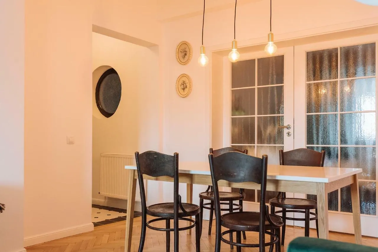 Brezoianu Spacious Flat Bukarest Lejlighed