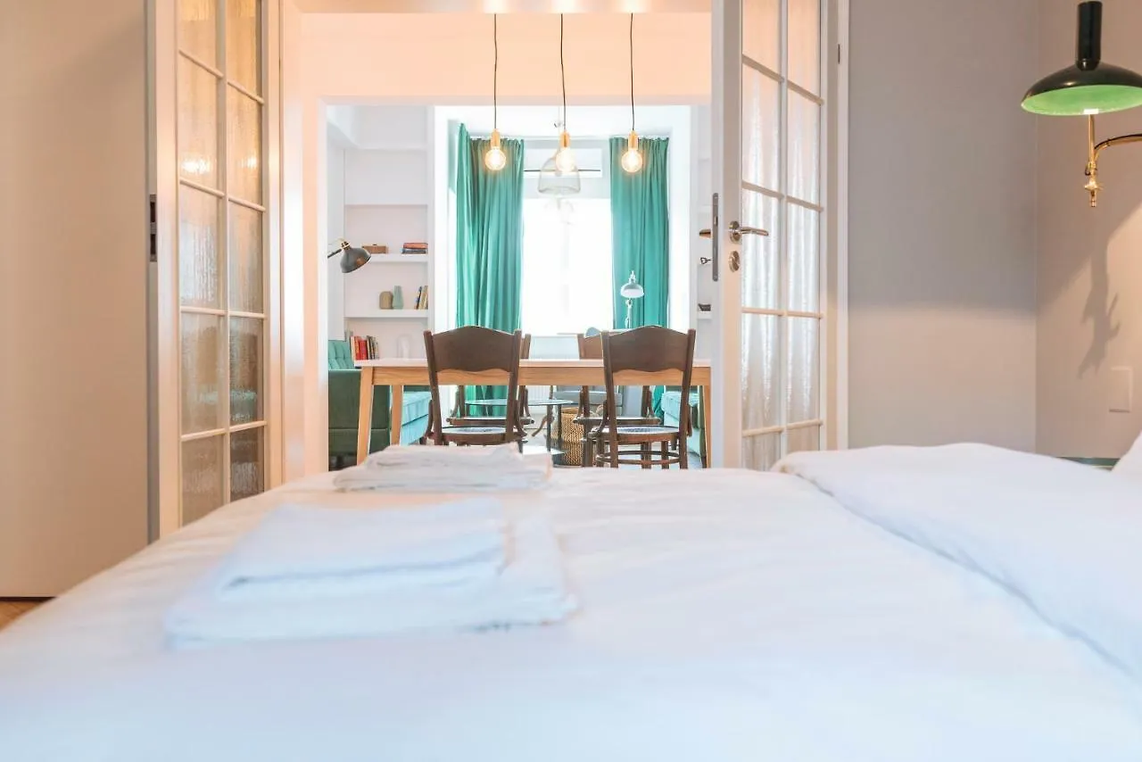 Apartment Brezoianu Spacious Flat Bucharest