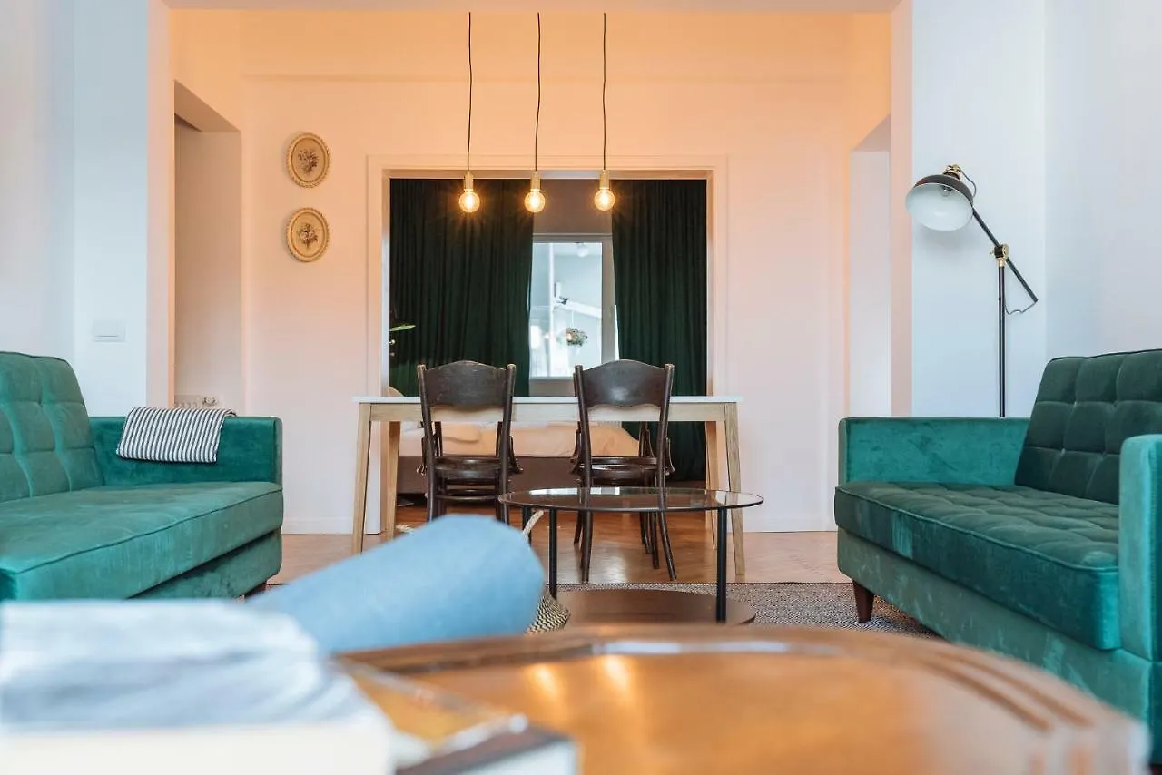 Brezoianu Spacious Flat Bucharest 0*,