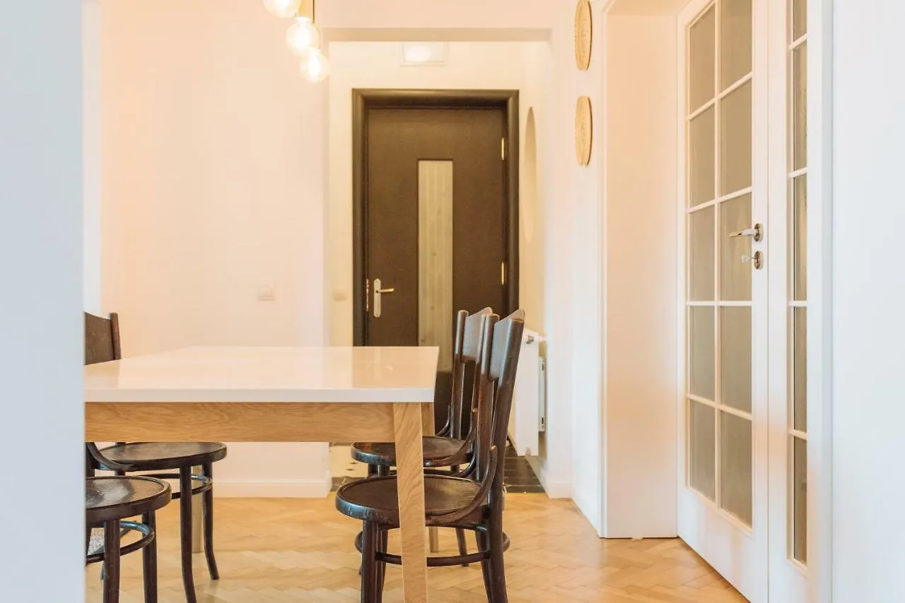 Brezoianu Spacious Flat Bucharest
