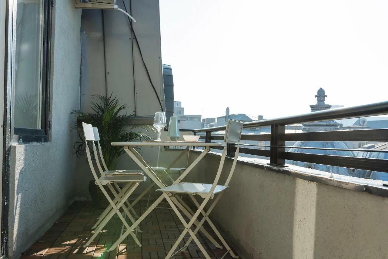 Brezoianu Spacious Flat Bucharest Apartment